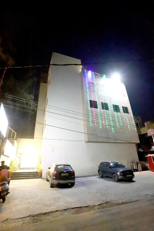 Hotel Blue Pearl Bhopal Exterior photo